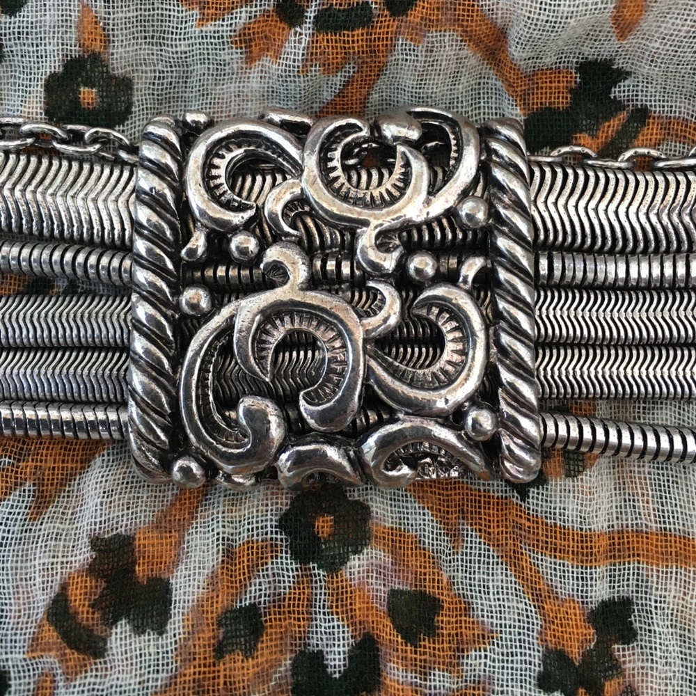 Tibetan Silver Scroll Pattern Bracelet - image 2